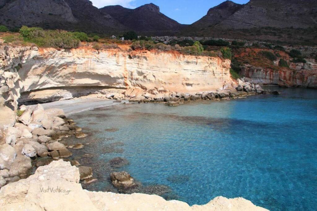 Agios Nikolaos  Cape Maleasヴィラ エクステリア 写真